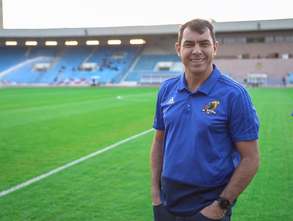 Fábio Carille antecipa volta ao Corinthians e se despede do Al-Wehda nesta quinta-feira