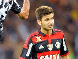 Mattheus flamengo  (Foto: Roberto Yuan)