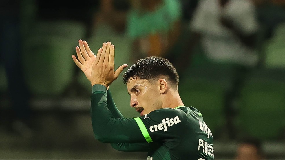 Com um título a cada 15 jogos, Piquerez já se vê na história do Palmeiras: 