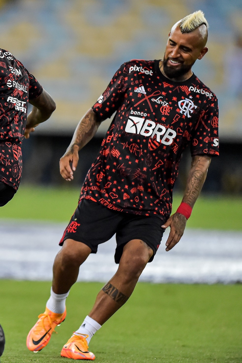 Vidal em Flamengo x Boavista no aquecimento — Foto:  Thiago Ribeiro/AGIF