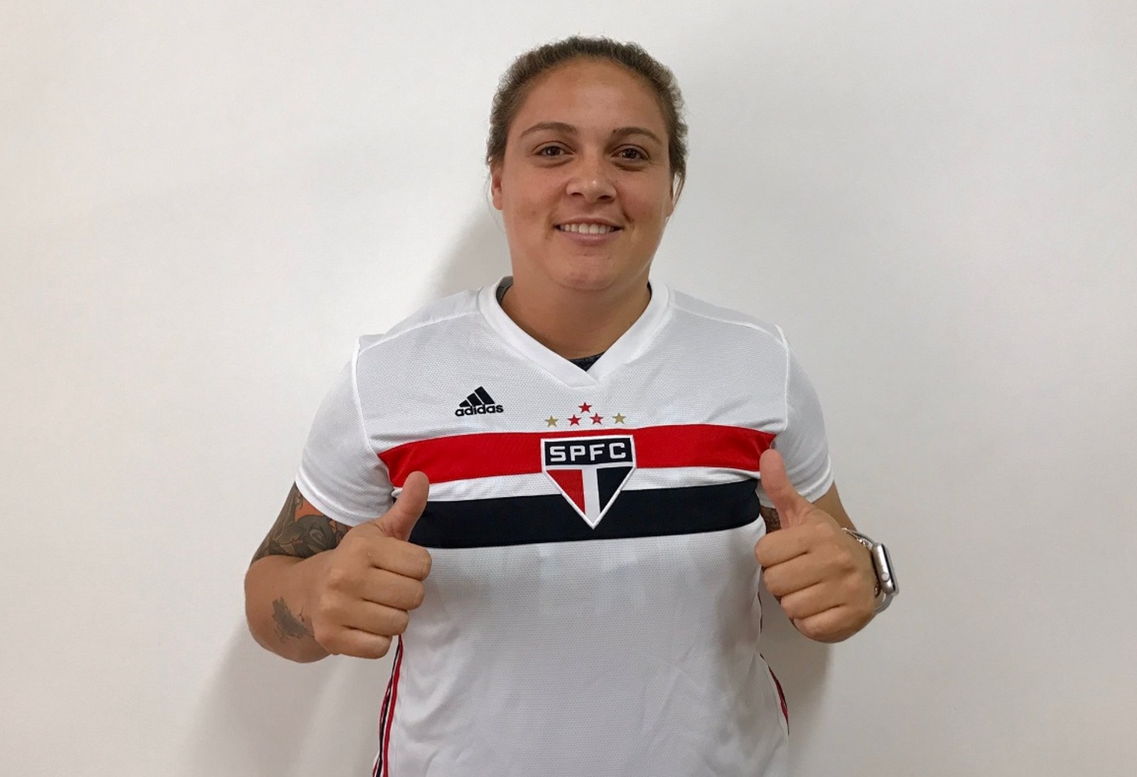 Gláucia, do São Paulo, fala de momento difícil e rebate críticas: 