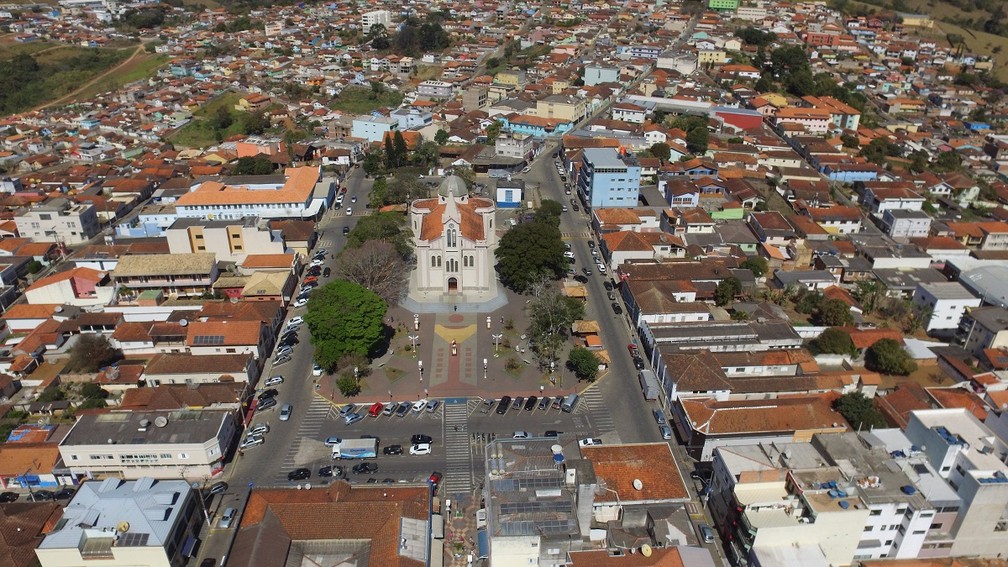 Prefeitura de Paraisópolis anuncia medidas para amenizar crise financeira do município | Sul de Minas | G1