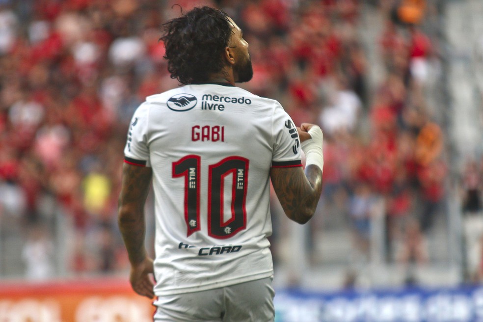 Gabigol em Athletico-PR x Flamengo &mdash; Foto: Gabriel Machado / AGIF