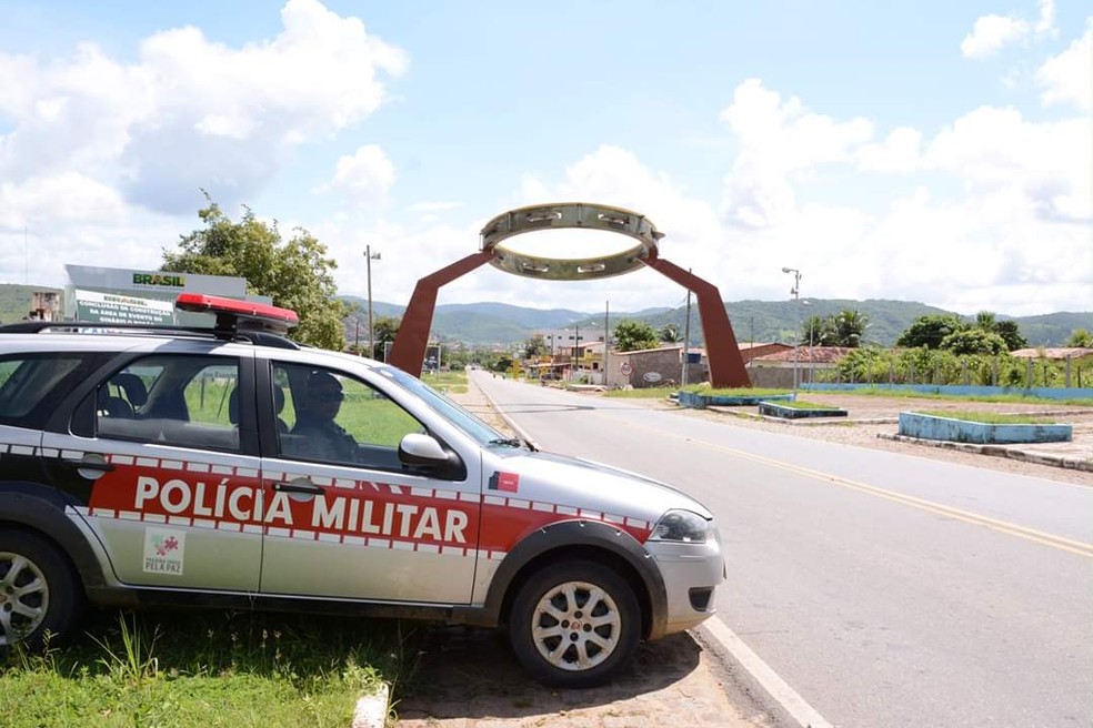 Idoso é preso suspeito de fazer gestos obscenos para mulher e adolescentes em Alagoa Grande, PB — Foto: Polícia Militar/Divulgação