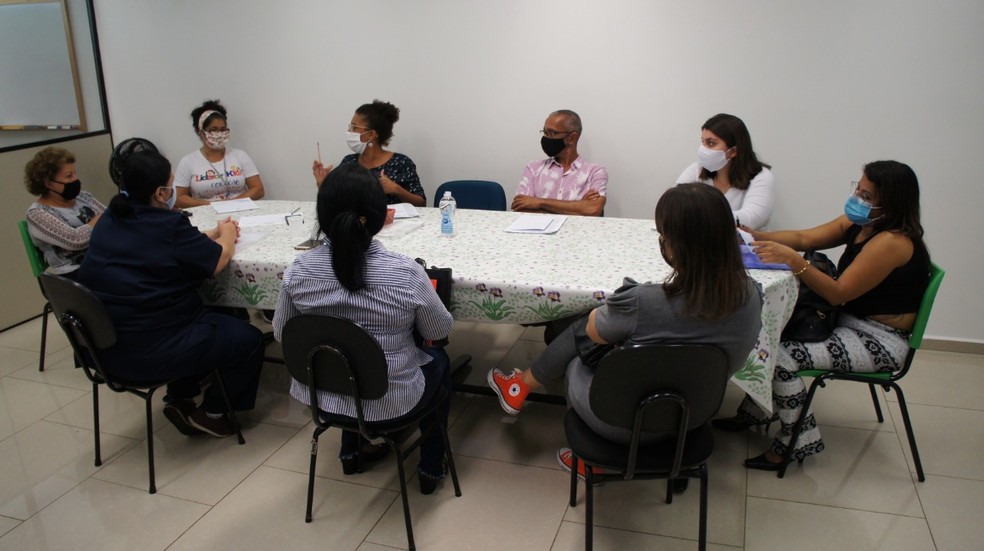 Reunião realizada na sede da Diretoria em Vigilância em Saúde, órgão vinculado à Secretaria de Saúde de Nova Odessa — Foto: Prefeitura de Nova Odessa