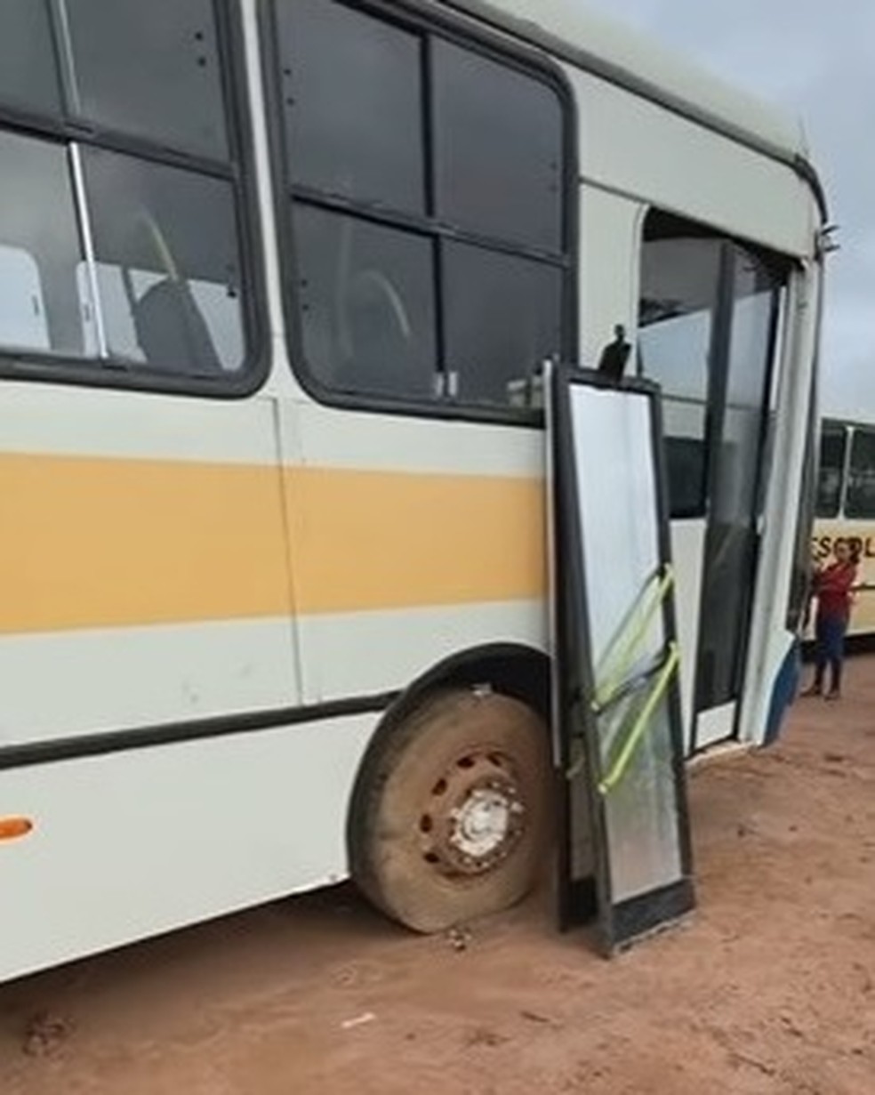 Ônibus foram reprovados nas vistorias por falta de itens básicos de segurança em Cacoal, RO — Foto: Prefeitura de Cacoal/Reprodução