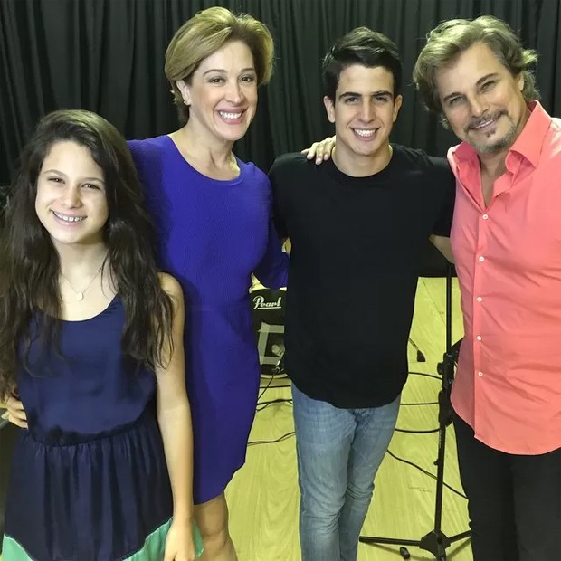 Sophia, Claudia Raia, Enzo e Edson Celulari (Foto: Reprodução / Instagram)
