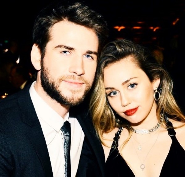 Liam Hemsworth e Miley Cyrus na primeira aparição pública do casal após o casamento (Foto: Instagram)