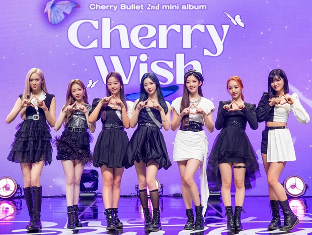Cherry Bullet no showcase de Cherry Wish  (Foto: Divulgação/FNC Entertainment)