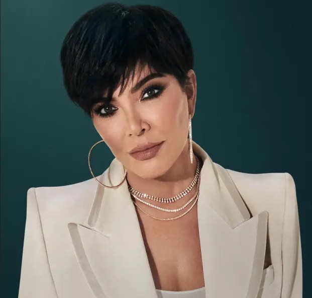 A empresária e socialite Kris Jenner em material de divulgação do reality show The Kardashians (Foto: Instagram)