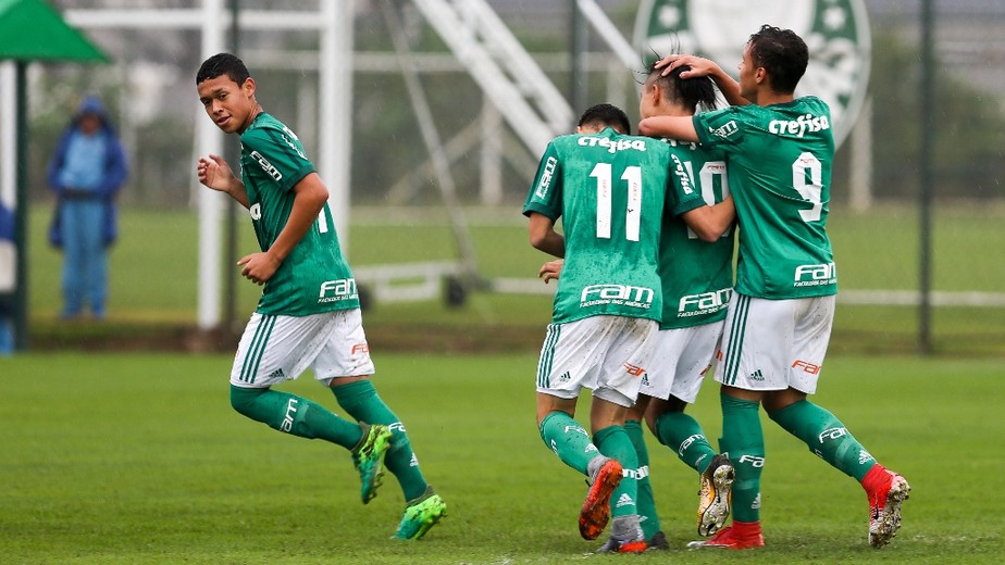 Palmeiras está nas semifinais do Paulistão sub-15 e sub-17