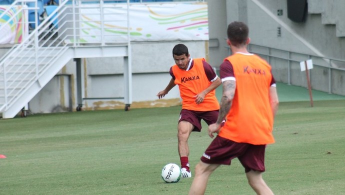 Osmar - Lateral do América-RN (Foto: Canindé Pereira / América FC / Divulgação)