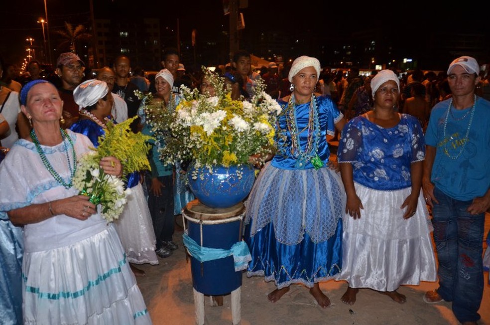 Festa de Iemanjá de 2016: uma cidade muito mais colorida se descortina — Foto: Walter Paparazzo/G1 PB
