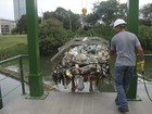 Em 20 dias, 'ecobarreira' evita ida de 13 toneladas de lixo ao Guaíba no RS