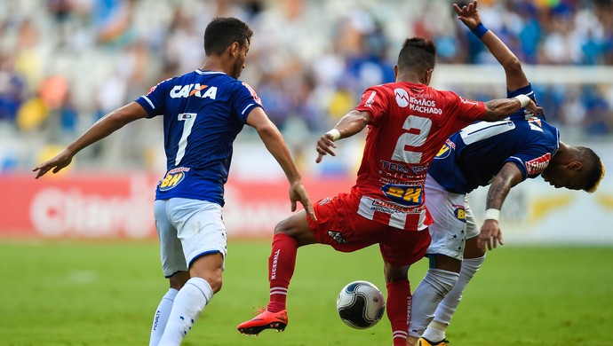 Maratona de um jogo a cada três dias espera o Cruzeiro no início de 2017