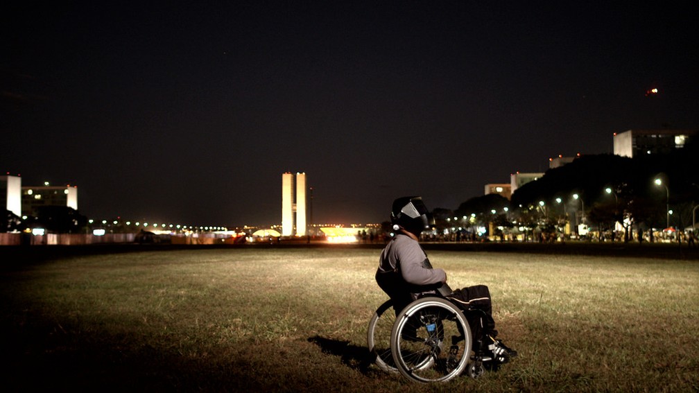 Cena do filme 'Era uma vez Brasília', de Adirley Queirós (Foto: Joana Pimenta/Divulgação)