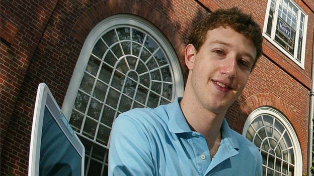 Mark Zuckerberg em foto de 2004, ano em que lançou o Facebook (Foto: RICK FRIEDMAN/GETTY IMAGES via BBC)