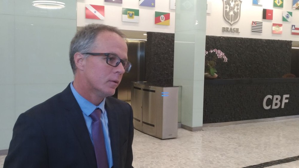  CBF reúne clubes para explicar exigências para o licenciamento
