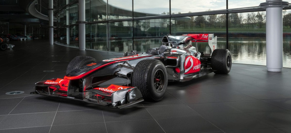 McLaren über Lewis Hamiltons Auktionssieg 2010 für fast 30 Millionen R$ |  Ausbildung
