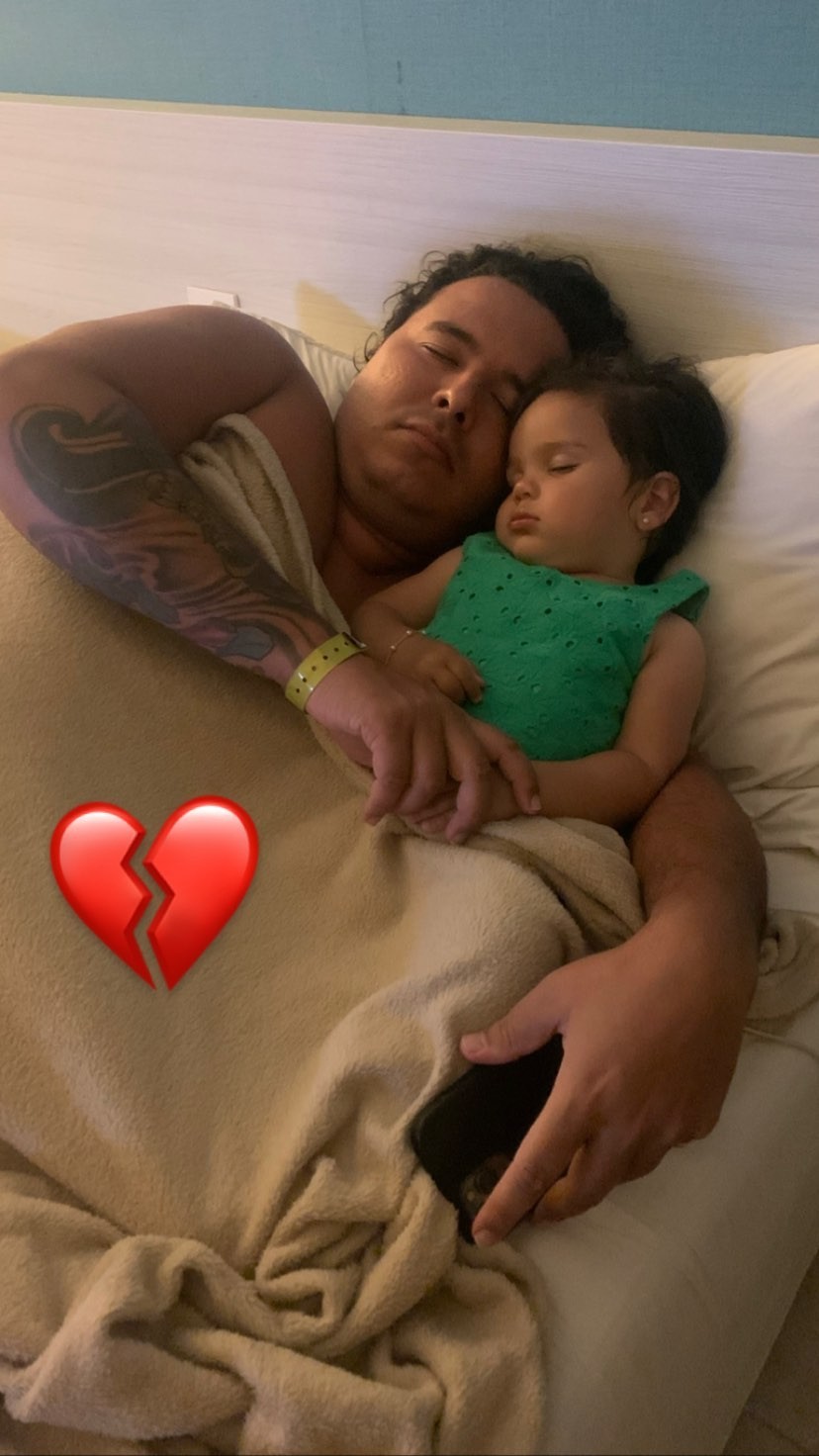 Tatiele compartilhou uma série de fotos de Aleksandro com os filhos Noah e Maya (Foto: Reprodução/Instagram)