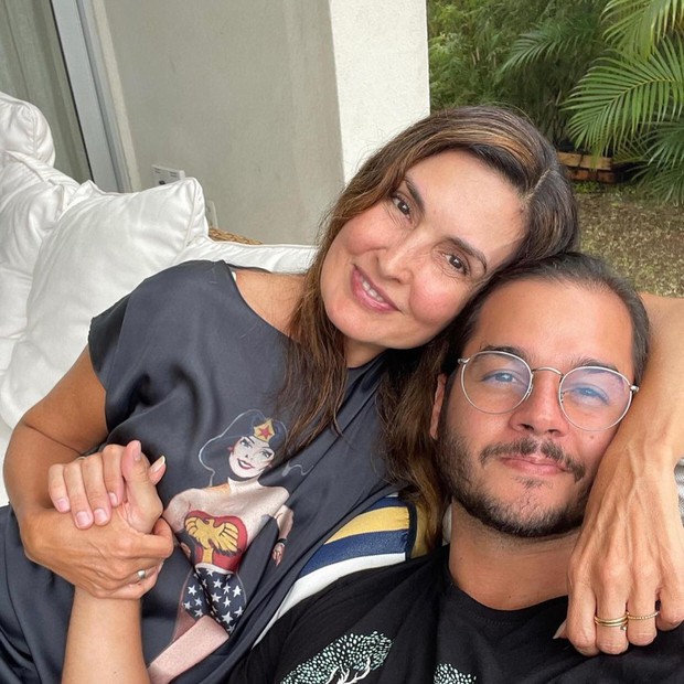 Túlio Gadêlha se declara para Fátima Bernardes com selfies (Foto: Reprodução/Instagram)