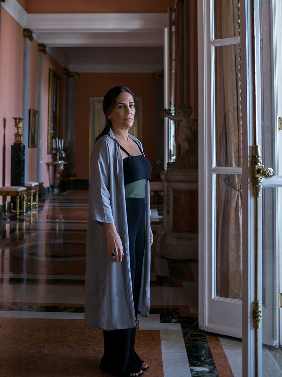 Gloria Pires viverá Elizabeth, que após uma reviravolta assumirá uma nova identidade (Foto: Raquel Cunha/Globo)