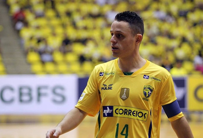 Três brasileiros concorrem ao prêmio de melhor jogador de futsal do mundo;  veja lista