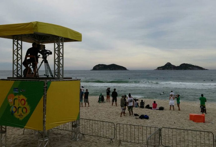 Organização do Mundial de Surfe anuncia lay day nesta segunda-feira no Rio (Foto: Felipe Siqueira)