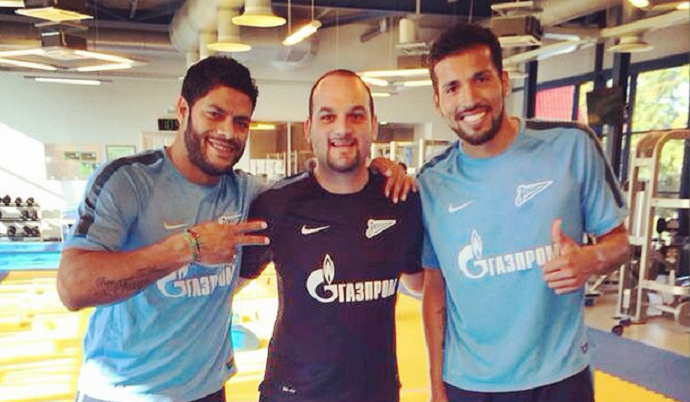 Fisioterapeuta do Zenit Eduardo Santos com Hulk e Garay (Foto: Reprodução / Instagram)