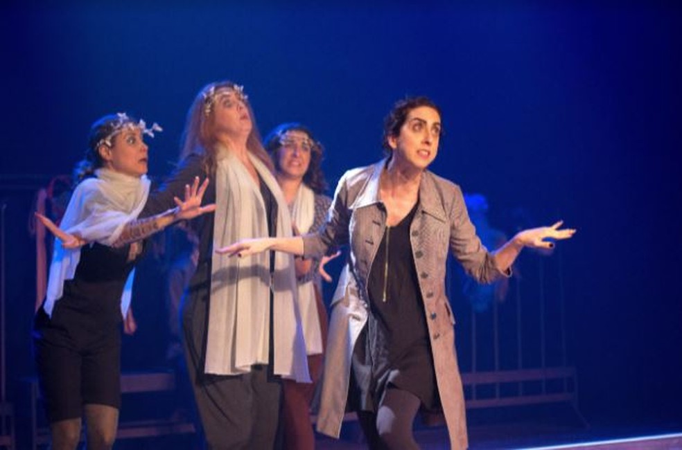 Espetáculo "Riso Nervoso" do grupo As Olívias é atração na Caixa Cultural Fortaleza. (Foto: Evelyn Castilho/Divulgação)