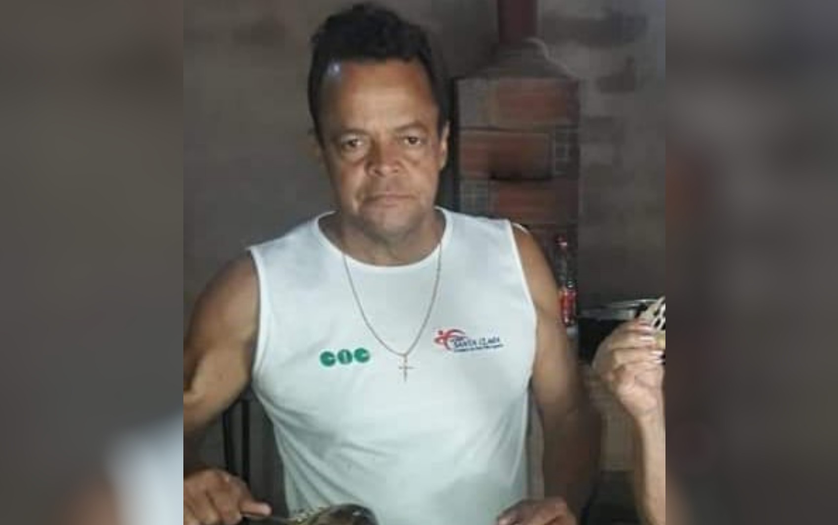 Bombeiros encontram corpo de homem que havia desaparecido após embarcação em que ele estava virar, no Lago Corumbá