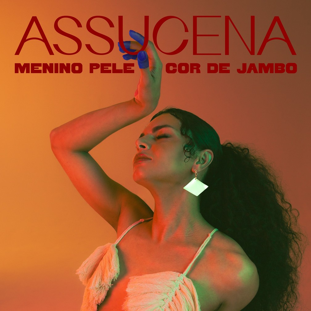 Capa do single 'Menino pele cor de jambo', de Assucena — Foto: Natália Mitie