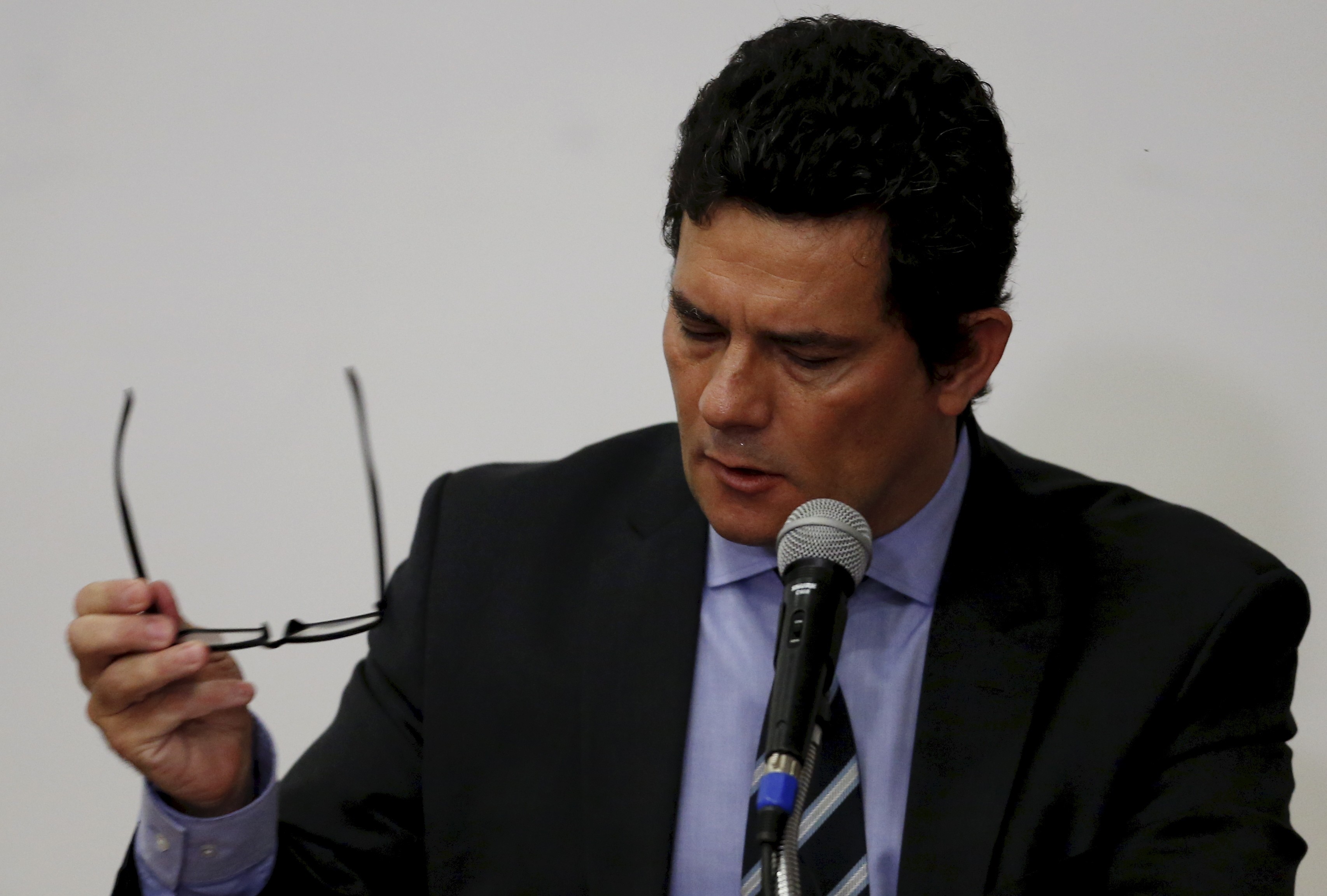 Ex-ministro disse que vai tirar um período de férias