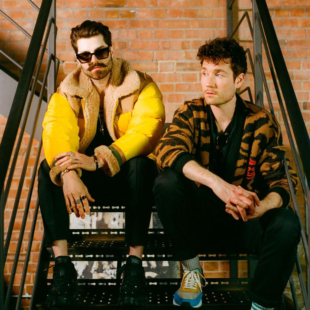 Alok joga banda britânica Bastille na pista com unmarried ‘Run into Bother’