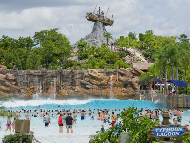 Parque aquático Typhoon Lagoon, em Orlando (Foto: Divulgação/Disney)