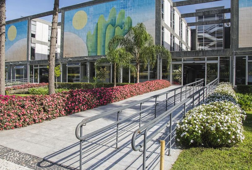 Vereadores Sugerem Que Prefeitura De Curitiba Compre Passagens Aereas Apenas Na Classe Economica Parana G1