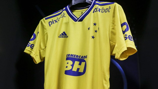 Nova camisa do Cruzeiro para 2022