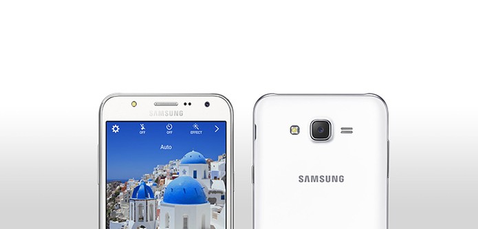 Galaxy J7 tem câmera traseira de 13 mgepixels e frontal com 5 MP (Foto: Divulgação/Samsung)