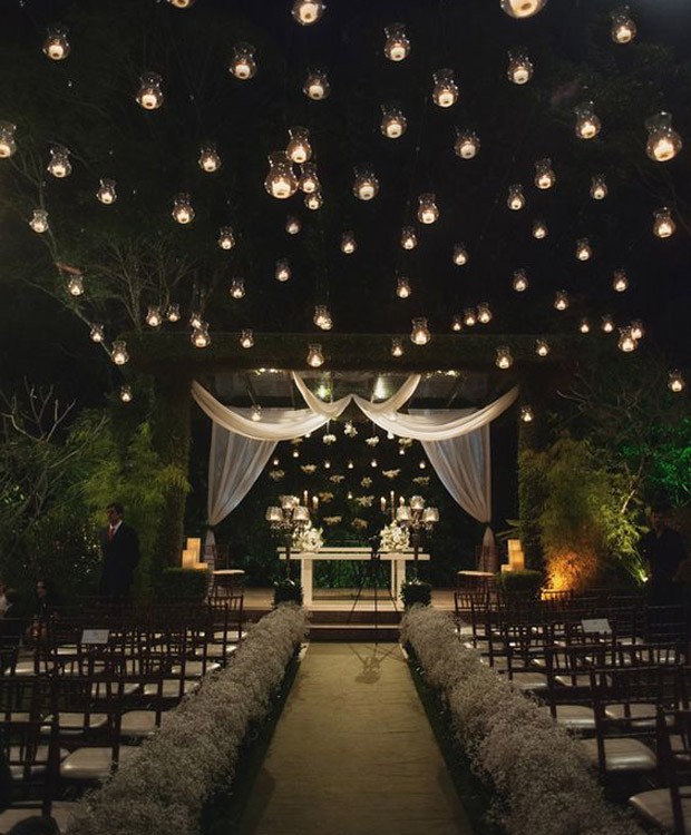 Céu estrelado por luzes em casamento (Foto: Pinterest/Reprodução)