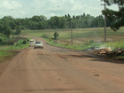 Funcionários da Araupel liberam rodovias em Quedas do Iguaçu, no PR