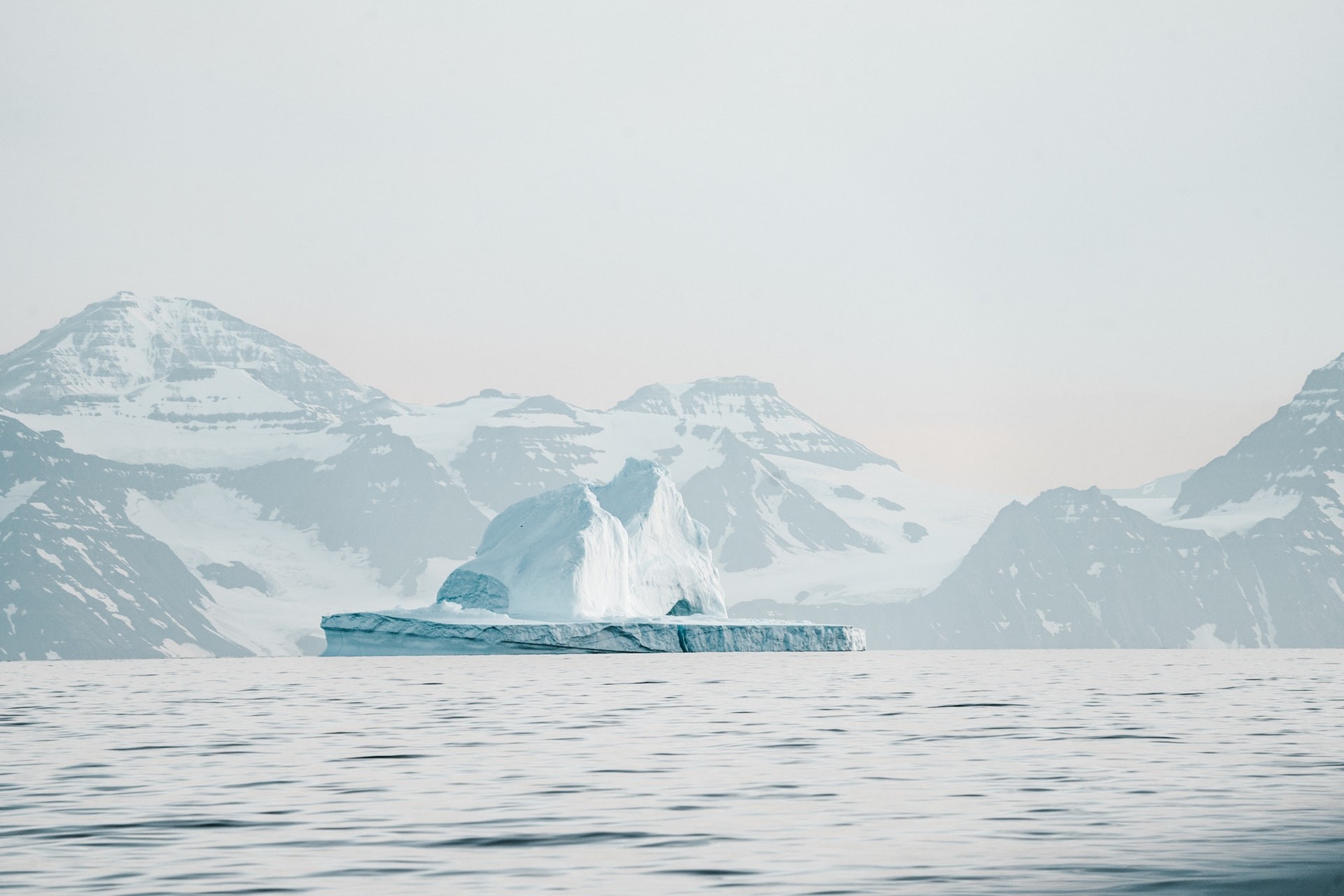  Projeto “PharmArctic” investiga impacto de toxinas no Ártico  (Foto: Annie Spratt/Unsplash)