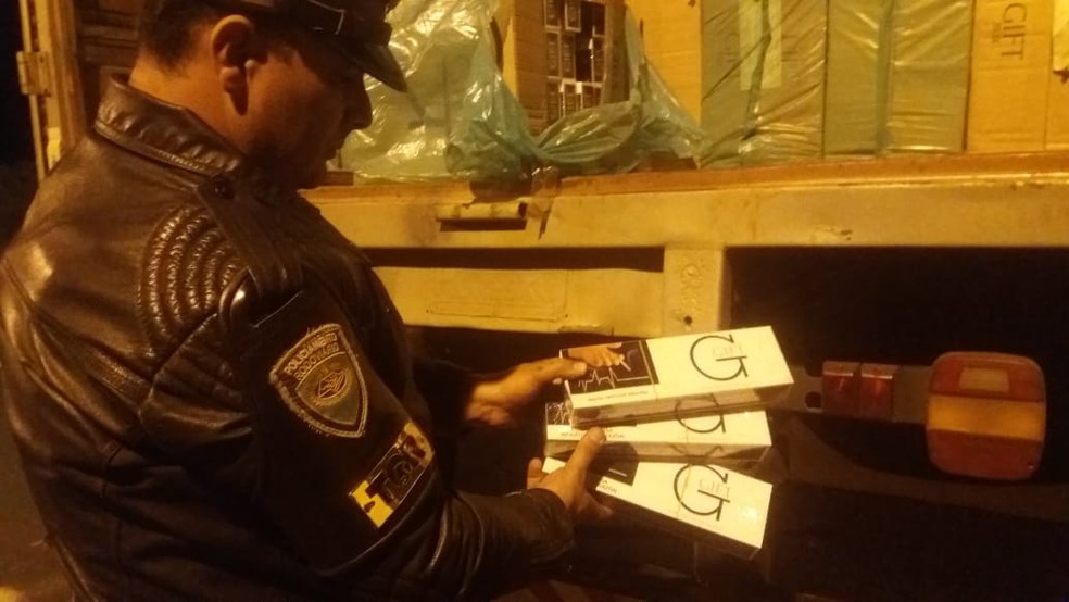Carga encontrada na Rodovia Presidente Castelo Branco tem origem do Paraguai — Foto: Polícia Rodoviária/Divulgação