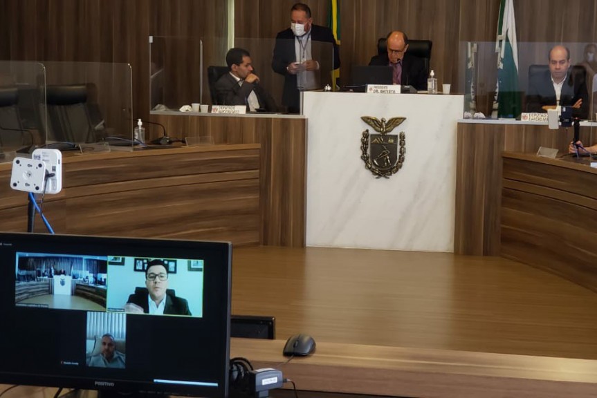 Com pedido de vista, análise do passaporte vacinal para mais uma vez na Assembleia Legislativa do Paraná