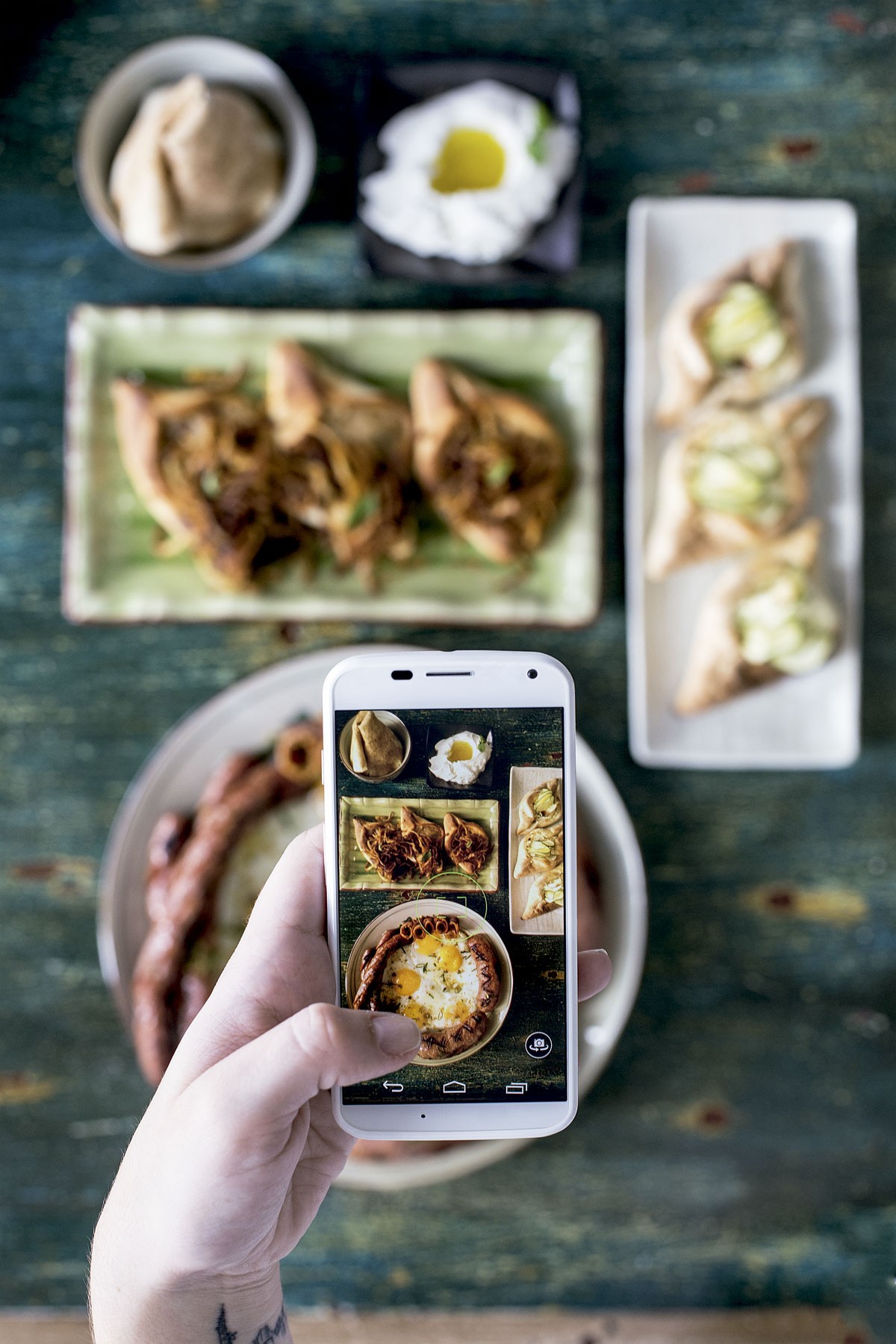 Comendo com os olhos: Linguiças e esfihas fizeram o restaurante Sainte Marie aumentar a clientela após fotos delas virarem hit no Instagram (Foto: Julia Rodrigues/Editora Globo)