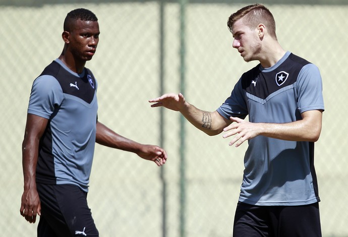Ribamar e Luís Henrique Botafogo (Foto: Vitor Silva / SSpress / Botafogo) Ribamar e Luís Henrique Botafogo (Foto: Vitor Silva / SSpress / Botafogo)