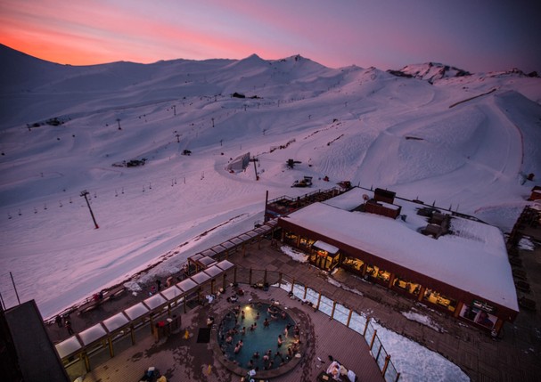 Visão geral do Valle Nevado, o melhor destino para férias na neve (Foto: Divulgação)