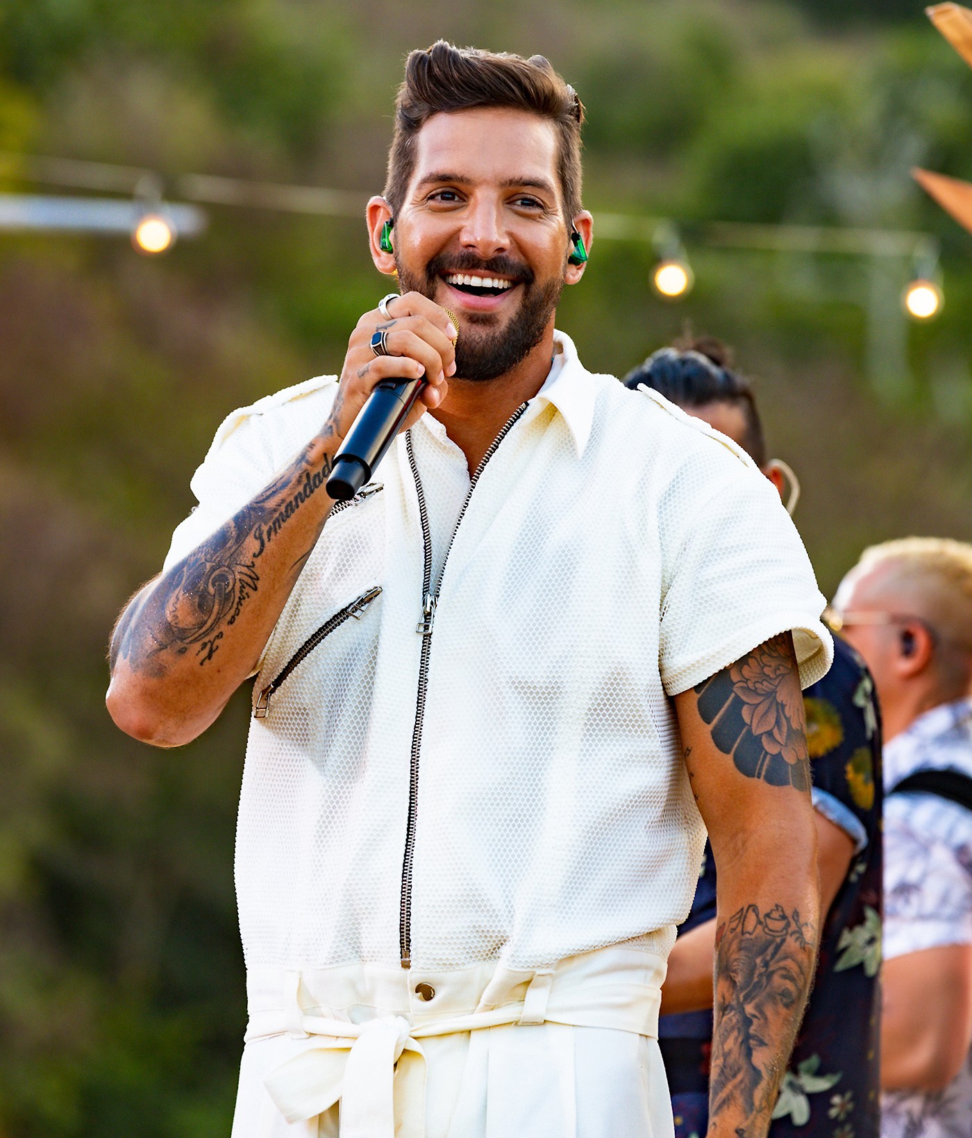 Banda Eva canta hits de Djavan e Geraldo Azevedo, entre músicas inéditas, em álbum gravado em Fernando de Noronha