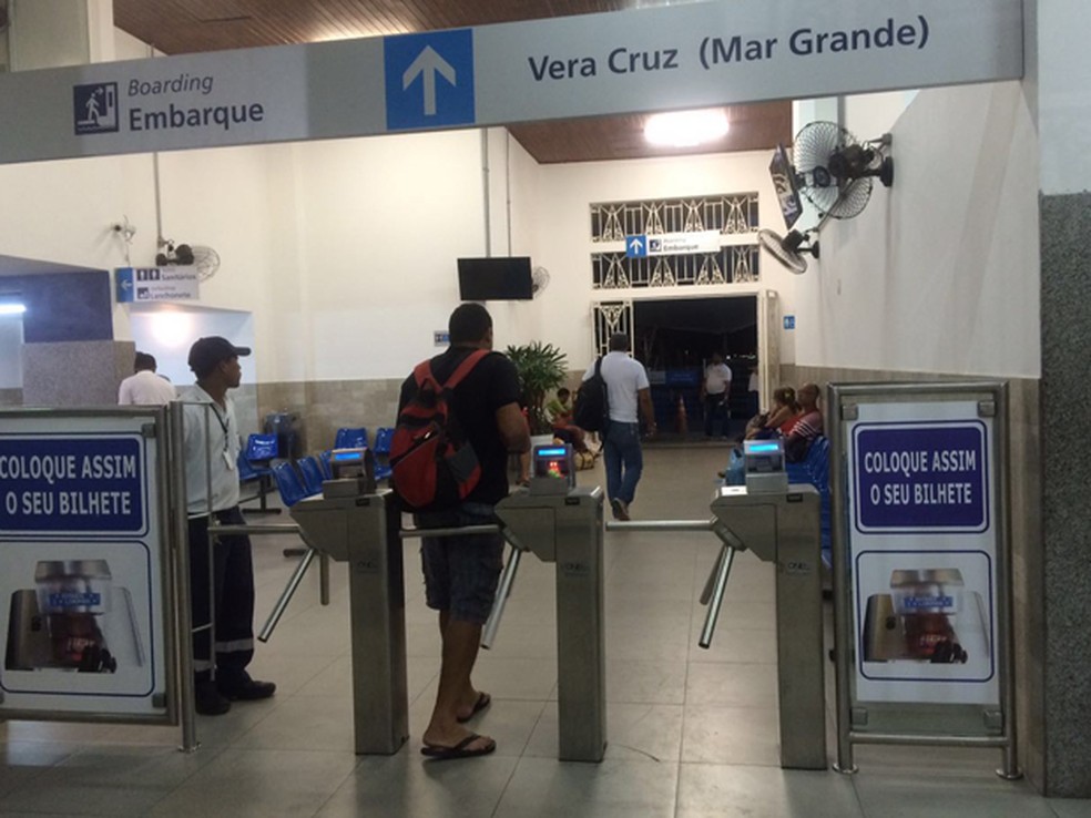 Travessia Salvador - Mar Grande para por duas horas nesta terça-feira (Foto: Alan Tiago Alves/ G1 BA)