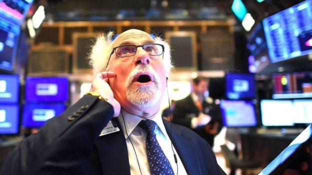 BBC - Vários economistas acreditam que mundo está perto de uma recessão global (Foto: GETTY IMAGES)