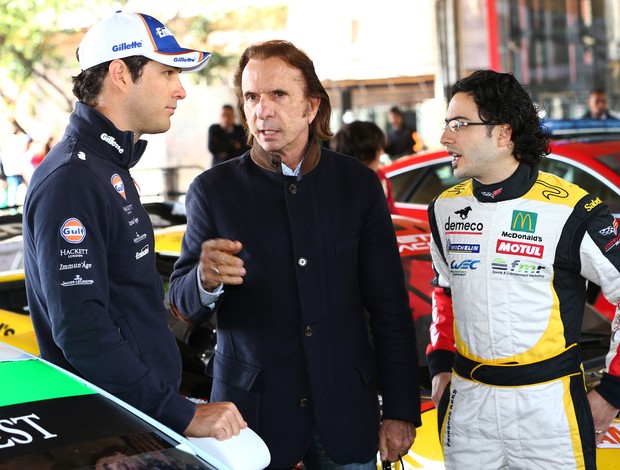 Bruno Senna, Emerson Fittipaldi e Fernando Rees conversam sobre o Mundial de Endurance antes das 6 Horas de SP (Foto: Luca Bassani / divulgação)